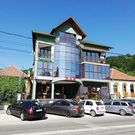 Apartment Catia Calimanesti